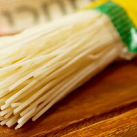 グルテンフリー♪米粉パスタ3種入りお試しセットスパゲッティ、フェットゥッチーネ、フジッリの３種類が入ったコメ粉パスタを試せるセット◆原材料は、もちろん地元岐阜県産ハツシモ米100%使用