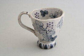 日本製 染ぶどう マグ（紫） 1個 花柄 陶器 レトロ マグカップ コップ 小さい コンパクト かわいい 贈り物 プレゼント ギフト 母の日