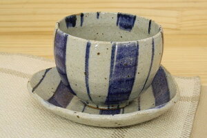 日本製 染付十草 陶碗皿 湯呑 レトロ 陶器 コップ 国産 贈り物 ギフト プレゼント シンプル かわいい 和風 和モダン