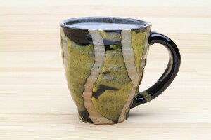 日本製 さざ波 プチマグ(黄) マグカップ コップ 陶器 おしゃれ かわいい 和モダン レトロ 贈り物 ギフト プレゼント 国産 和風 和テイスト