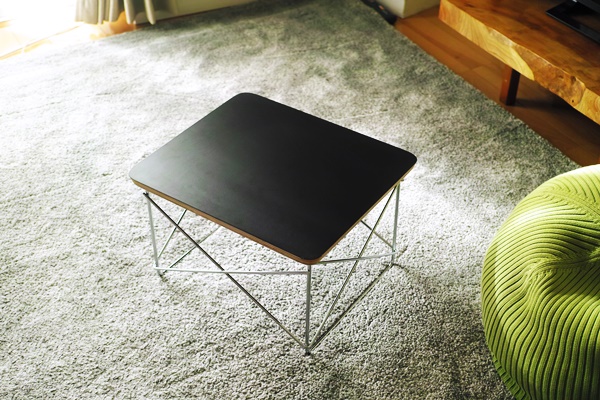 正規品の販売 イームズ　ハーマンミラー LTR ワイヤーベーステーブル ローテーブル黒 サイドテーブル