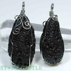 ☆高品質☆【ペンダント】テクタイト隕石 ワイヤーラップ (大) (約17x34～22x42mm)【パワーストーン 天然石 アクセサリー レディース メンズ】