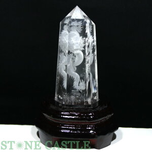 ☆一点物☆【彫刻置物】裏彫り彫刻 水晶ポイント 龍 (素彫り) (台付) No.30【パワーストーン 天然石 アクセサリー レディース メンズ】