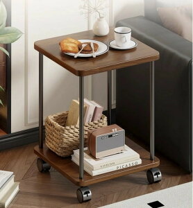 Cނ̏e[u\t@̕ӂ̉Ƃ̉ڊԂ̏،^e[u݉Ƃ̃xbh̓̑̃Vvȃe[uu܂