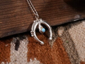 INDIAN JEWELRY : NAVAJO TURQUOISE PENDANT TOP / CfBA WG[ ioz ^[RCYy_ggbv