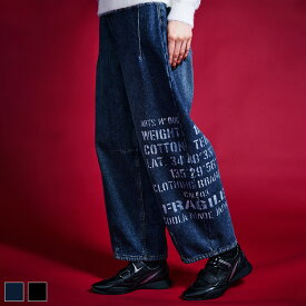 《 フリース ライニング デニム カーブ パンツ インディゴ 》 COOLA クーラ ボトムス BOTTOMS PANTS DENIM 裏地 ボア 温かアイテム ペイント ロゴ ワイドパンツ ルーズシルエット おしゃれ レディース カジュアル ストリート レディースファッション モード きれいめ