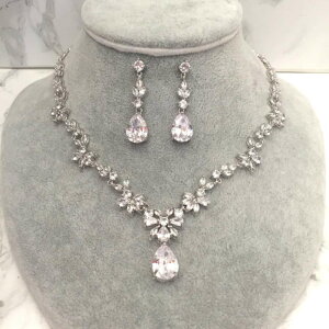 juri silverWRjAlbNX&sAXZbg/uC_ANZT[ y ANZT[Zbgz