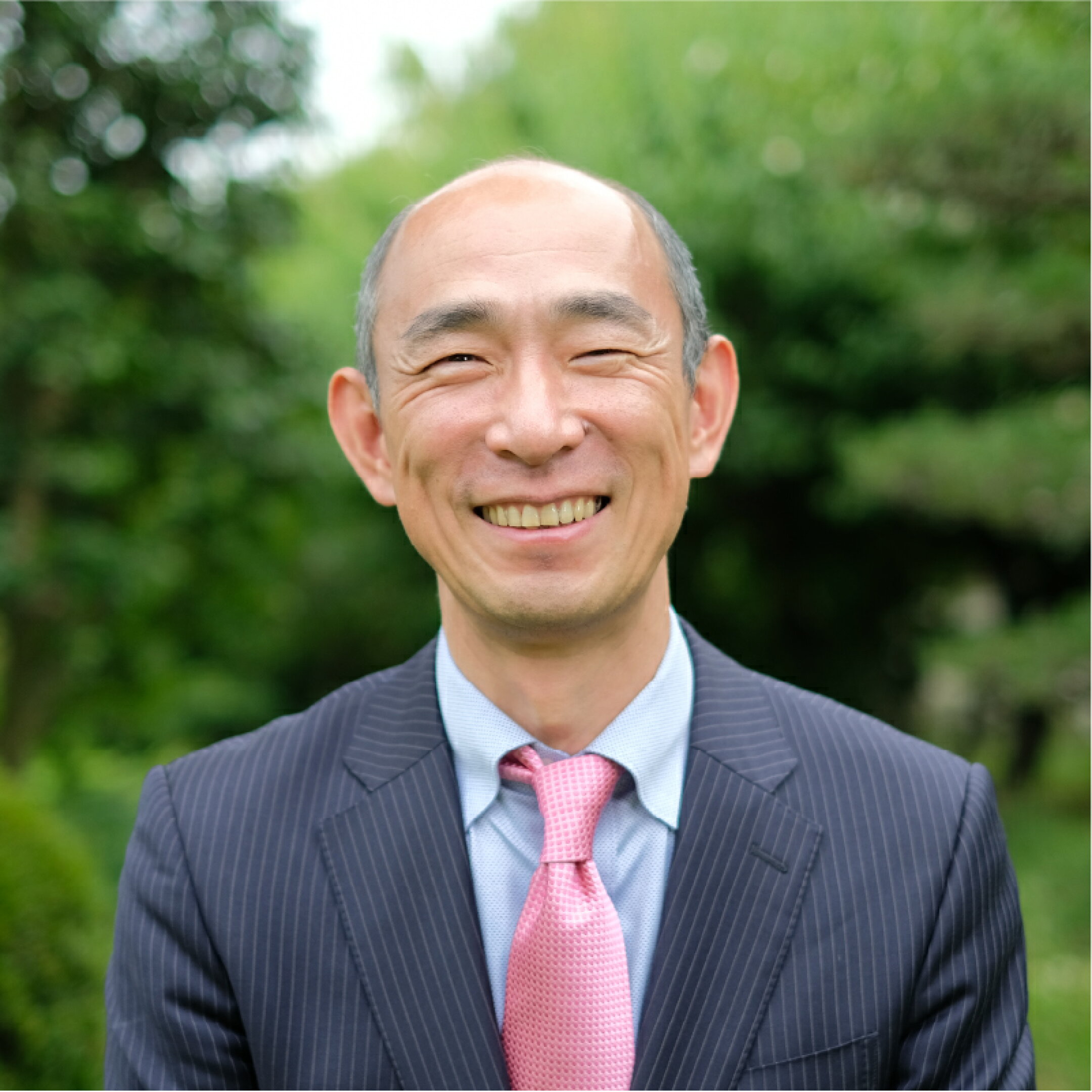 モノリスでは、日本産の冬虫夏草の採取、培養、そして最終製品のボトル詰めまで細部にわたりこだわりを持って＜モノリス虫草＞や＜コルディ＞の製造を行っています。皆様の健康維持・健康改善にお役に立てるよう、「安全・安心」の製品づくりを常に心がけております。