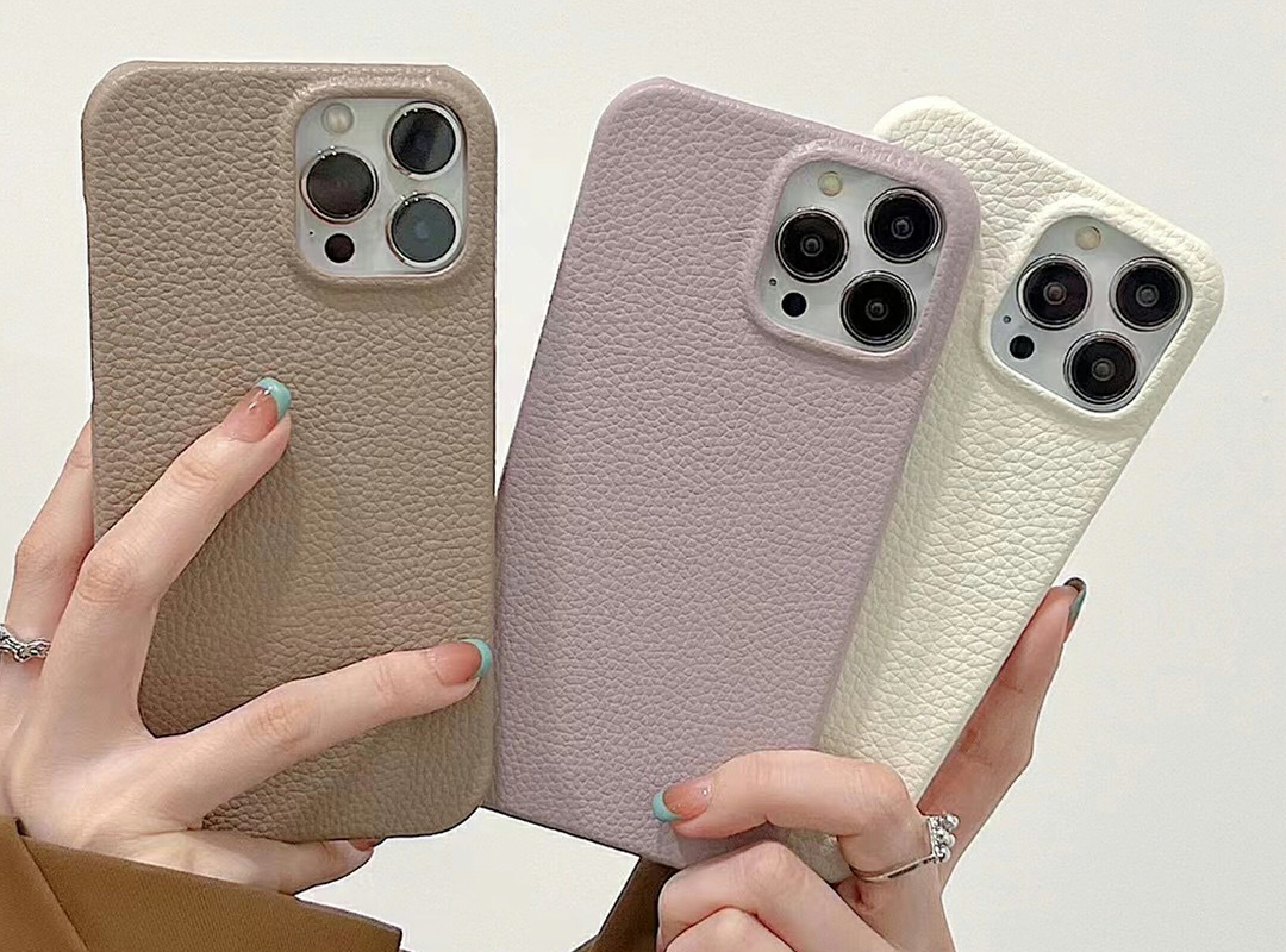 くすみレザーケース