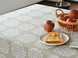 撥水テーブルクロス 掃除も楽チン 食卓が華やかになる おしゃれな北欧デザインの撥水テーブルクロスのおすすめランキング わたしと 暮らし 撥水テーブルクロス 掃除も楽チン 食卓が華やかになる おしゃれな北欧デザインの撥水テーブルクロスのおすすめランキング わたしと 暮らし