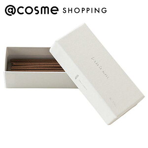 �u�|�C���g10�{ 12��20���v Less is more Less is more 001 sweet ���؍҂̂悤�ȊÂ��̒��ɐ[�݂������鍁�� 40�{���� �����E�C���Z���X �A�b�g�R�X��