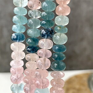 天然石アクアマリンモルガナイト (ボタンプレーン)大きさ 約4.5〜6×8〜9mm穴径 約0.4〜0.5mm