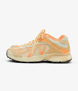 SALOMON ''XT-WHISPER EMBROIDERY'' (DEEP LICHEN GREEN/EUCALYPTUS/BUTTERFLY)
