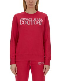 【本日5の付く日ポイント4倍!!】 VERSACE JEANS COUTURE ヴェルサーチェ・ジーンズ・クチュール パープル FUCHSIA トレーナー レディース 春夏2024 321699 【関税・送料無料】【ラッピング無料】 el