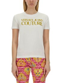 【本日5の付く日ポイント4倍!!】 VERSACE JEANS COUTURE ヴェルサーチェ・ジーンズ・クチュール ホワイト WHITE Tシャツ レディース 春夏2024 322439 【関税・送料無料】【ラッピング無料】 el