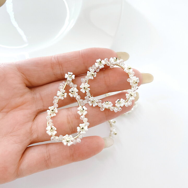 楽天市場 フラワー フープ チャーム 2個入 ビーズ 花 ピアス アクセサリー パーツ ハンドメイド 韓国 おしゃれ キーホルダー バッグ キラキラ ワイヤー しずく オリジナルハンドメイド ヘアアクセサリー 秋冬 問屋 卸 B P Labo 楽天市場 フラワー フープ チャーム 2個入 ビーズ 花 ピアス アクセサリー パーツ ハンドメイド 韓国 おしゃれ キーホルダー バッグ キラキラ ワイヤー しずく オリジナルハンドメイド ヘアアクセサリー 秋冬 問屋 卸 B P Labo
