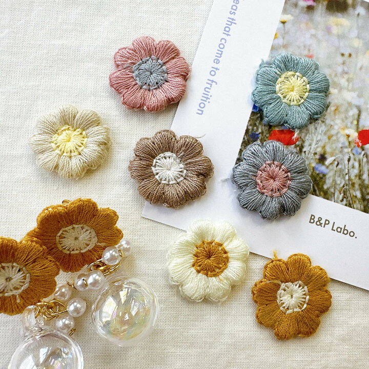 楽天市場】刺繍フラワーカボション 【10個入】 フラワー カボション 