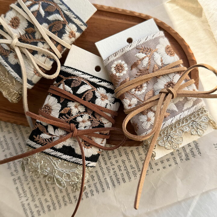 大人可愛いリボンヘアゴムポニーフックシュシュ☆インド刺繍リボン 