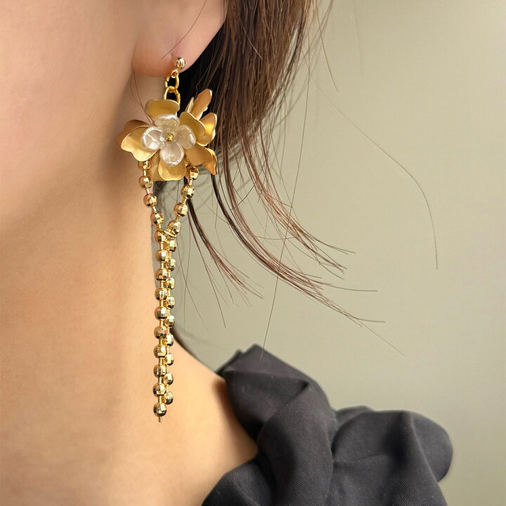 Kathleen Whitaker｜14ktゴールドスモールピアス“Ball Earring small 