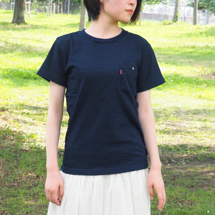 楽天市場 Graphzero グラフゼロ インディゴロープ染色 山ポケット クルーネックtシャツ レディース Gz Idtc 0104 Ladies 岡山 倉敷 児島 ジーンズ デニム ブランド インディゴtシャツ ロープ染色 無地 ネイビー 紺 夏服 色落ち 経年変化が楽しめる 児島製 日本製