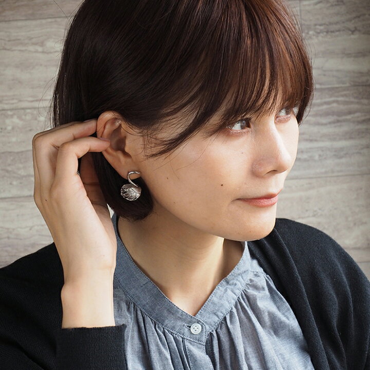 楽天市場】sasakihitomi（ササキヒトミ） スワンのピアス シルバー 