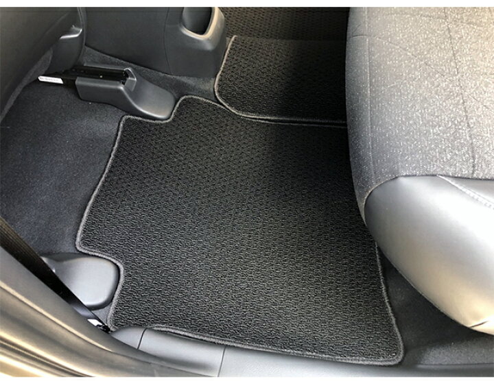 楽天市場 8周年記念ポイント10倍確定 ホンダ ヴェゼル フロアマット Rv系 Stシリーズ Honda Vezel 専用 ホンダ 車用アクセサリー カーマット 内装 カスタム 車用品 内装パーツ Craft Mart