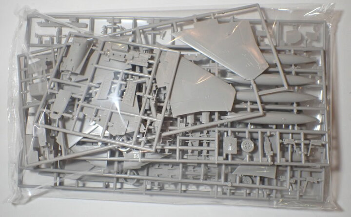 完売 1 72 F 15j イーグル J A S D F 女性パイロットフィギュア付き ハセガワ 限定