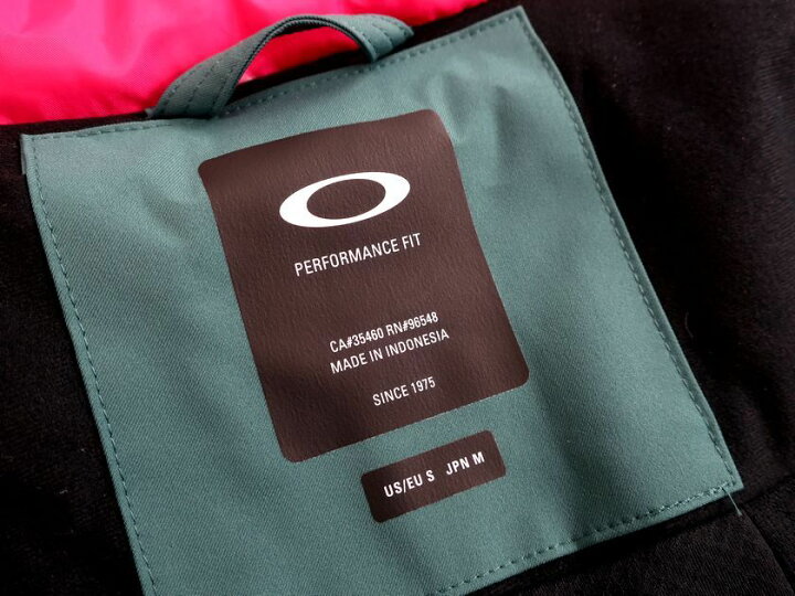 楽天市場】OAKLEY オークリー PERFORMANCE FIT RAZORBACK INSULA 2L 