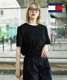 TOMMY HILFIGER トミー ヒルフィガー Tシャツ レディース 半袖 コットン100% 綿100 ユニセックス メンズ Vネック クルーネック ロゴ ワンポイント 無地 ブランド 女性 婦人 プレゼント プチギフト 誕生日プレゼント 彼女 母 娘 ギフト 記念日