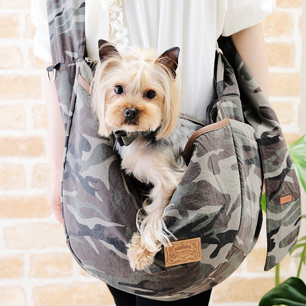 CRAZYBOO   クレイジーブー迷彩 スリングバッグ犬服   犬の服   ドッグウェア 名入れ対象商品