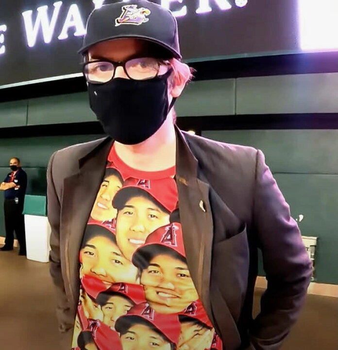 楽天市場】[新品]大谷翔平顔だらけTシャツ XL 大谷翔平MVP 非売品 限定 