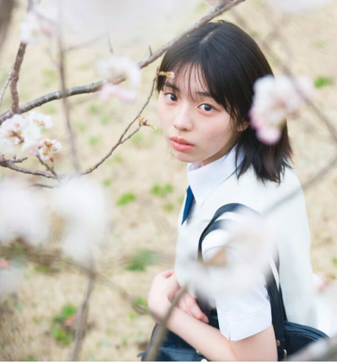 楽天市場】【 プレミアム3大付録同梱 】 菊地姫奈 20歳 記念 写真集 