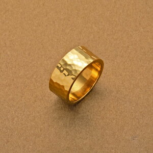 【ゆうパケットOK】 ステンレス製 リング 指輪 金属アレルギー つけっぱなし サージカルステンレス レディース ワイド 幅広 たたき加工 12号 15号 17号 大人 シンプル ゴールド outlet