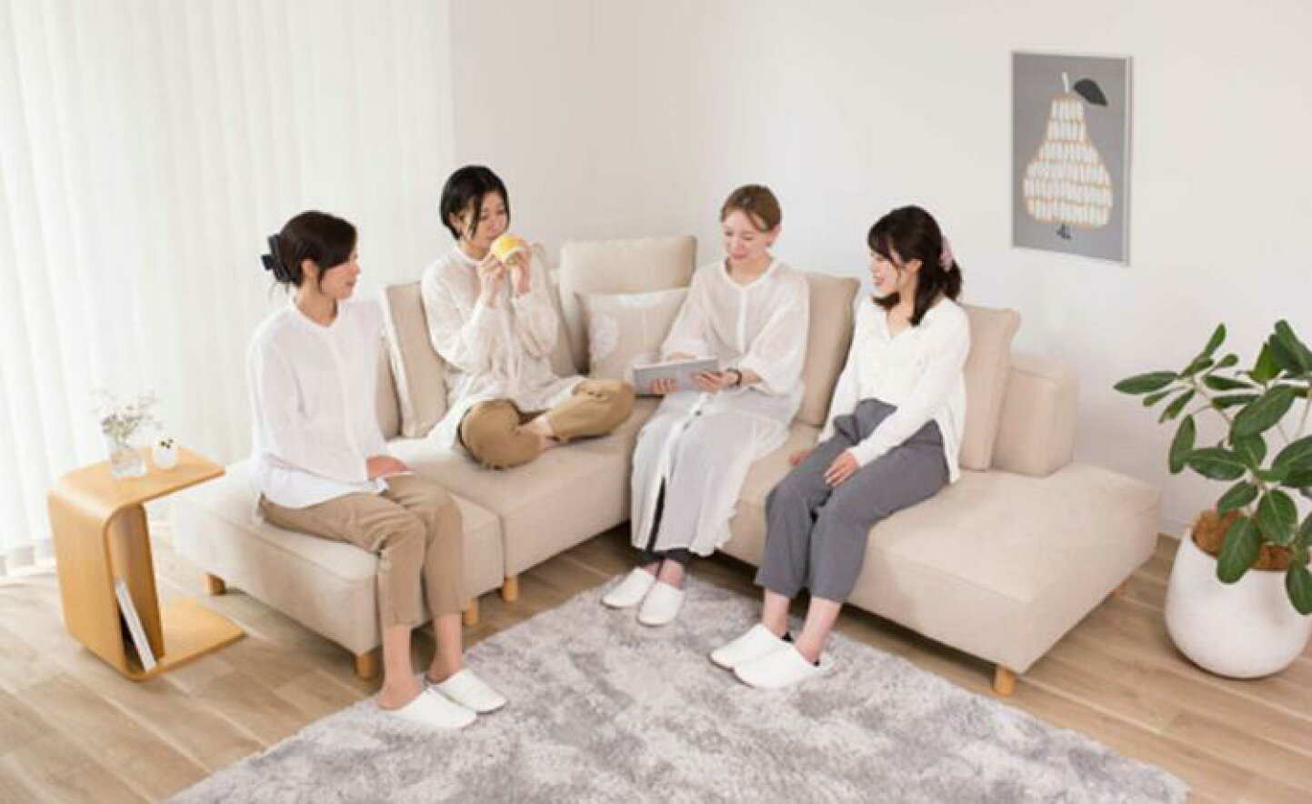 ACME Furniture(アクメファニチャー)のFRESNO(フレスノ) 3人掛けソファ 