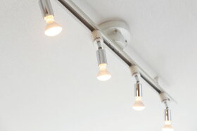 楽天市場 スポットライト Led電球 Spots ホワイト スタジオ おしゃれ 人気 売れ筋 キッチン 照明 カフェ デザイン照明 のcroix 楽天市場 スポットライト Led電球 Spots ホワイト スタジオ おしゃれ 人気 売れ筋 キッチン 照明 カフェ デザイン照明 のcroix