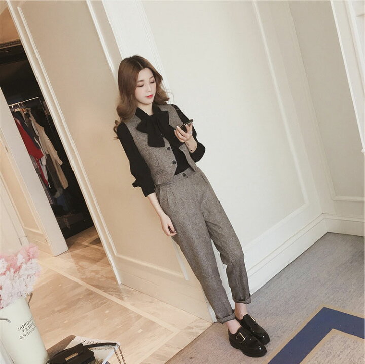 楽天市場 入学式 ママスーツ パンツ セットアップ 入園式 フォーマル レディース パンツスーツ 母 着痩せ スーツ カジュアル おしゃれ 卒園式 ママ 発表会 スーツ 黒 ブラウス ベスト パンツ レディース 大きいサイズ 韓国 通勤 卒業式 入社 きれいめ スーツ 母 30代 40代