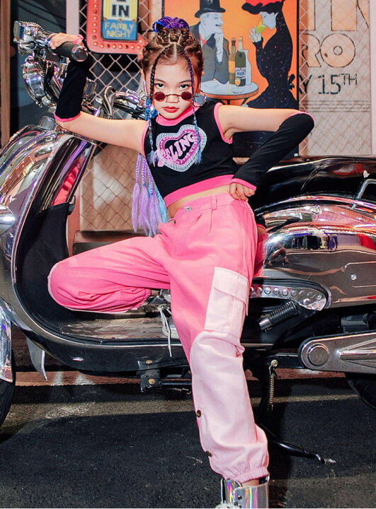 最高級のスーパー キッズ ダンス 衣装 黒パンツ ヒップホップ デニムトップス 青 ゆったり セットアップ カーゴパンツ トップス デニム ジャケット 女の子 社交ダンス チアガール 韓国 ジャズダンス 演出服 応援団 団体服 ステージ衣装 練習着 発表会 セット販売 単品 110