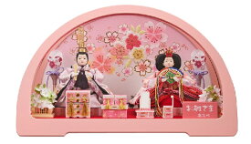 雛人形ケース飾　円華小三五親王飾り　233－261　アクリルケース　刺繍衣装　雪洞電気入り　幅50cmシリーズ　ひな人形　お雛様　桃の節句　2人飾　二人飾　コンパクト