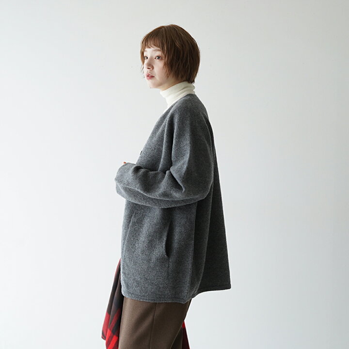 楽天市場】【SALE！50%OFF】エマキュレイト EMMACULATE Vネック 