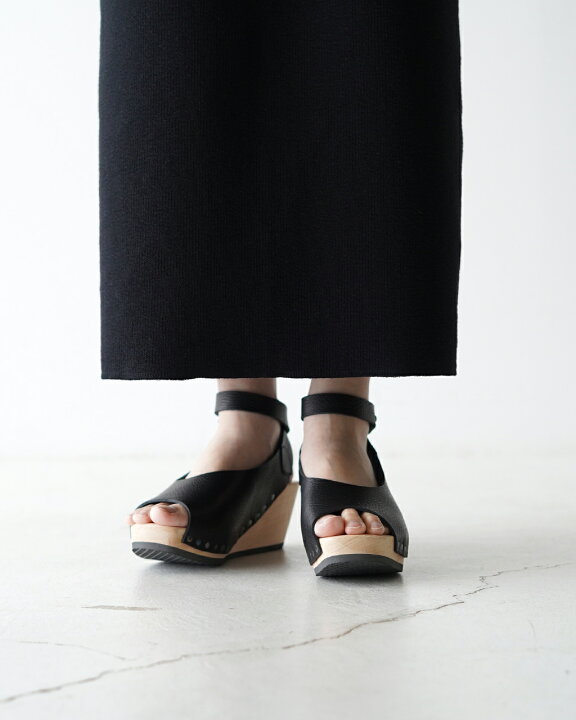 楽天市場】【SALE！50%OFF】トリッペン trippen【Crouka別注色 