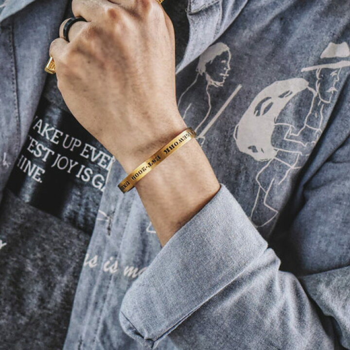楽天市場 バングル メンズ ブレスレット メンズ ロゴ メッセージ 刻印 インポート 送料無料 男 春 夏 新作 アクセサリー 30代 40代 大人 レオン Leon スタイル お兄系 ストリート系 モード系ファッション ブラック 黒 シルバー 銀 ゴールド 金 クローズcrows Whiteorblack