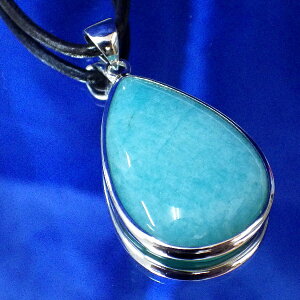 yōiNX SVR΁zA}]iCgy_gi܂ޏd8g 31mm 22mm 6mmjF{vlbNXt ʐ^i̔i1_̏ijlbNX͒Iׂ܂