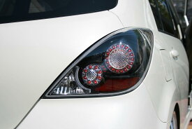 ティーダ用LEDテールRR　国産車ブラックNISSAN VERSA LED TAILLAMP BLACK日産ティーダ用品