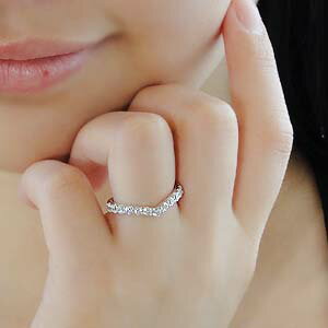 pt950【0.7ct】ダイヤモンドV字リング