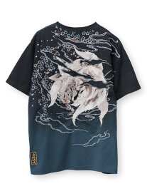 ＜送料無料＞【絡繰魂・粋】“枝垂れ桜と九尾の狐”総刺繍 段染めグラデーションTシャツ ｜ 和柄 ティーシャツ 半袖 通販 メンズ レディース ユニセックス 夏 夏服 オールシーズン 紫 パープル 黒 ブラック M L XL LL 2L XXL 3L 大きめ おしゃれ おすすめ ブランド 流儀圧搾