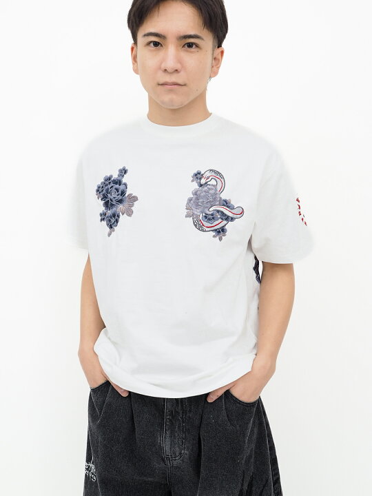 楽天市場】＜送料無料＞【絡繰魂・粋】“ヤマタノオロチ”総刺繍Tシャツ 