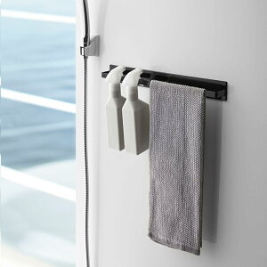 tower タワー マグネットバスルームタオルハンガー ワイド(ブラック) マグネット式 タオル掛け シンプル 40cm THYZ19SS■ 山崎実業※メーカー直送品【仕入れ商品のためクーポン対象外】