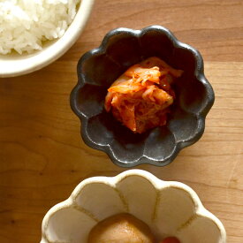 小鉢 和食器 8cm リンカ 黒練 2.5寸小鉢 カネコ小兵 クッチーナ 小鉢 可愛い おしゃれ 和食 食洗機 磁器 美濃焼 陶器 日本製 和モダン おしゃれ 黒 かわいい 小さい 鉢 カフェ風 おうちカフェ