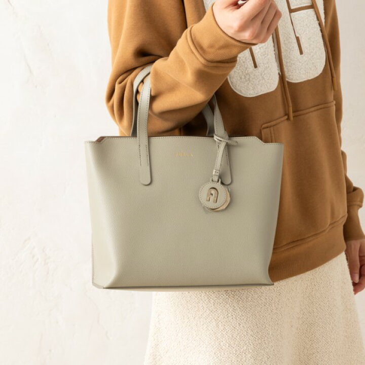 FURLA フルラ 2way サッチェル ショルダートートバッグ 定価6万円 楽天  