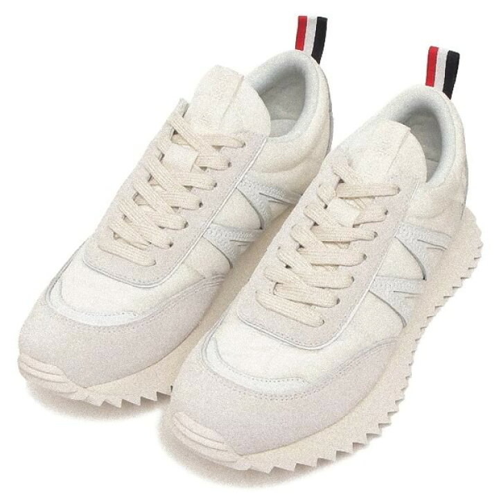 MONCLER からかう ホワイト スリッポン カットアウト